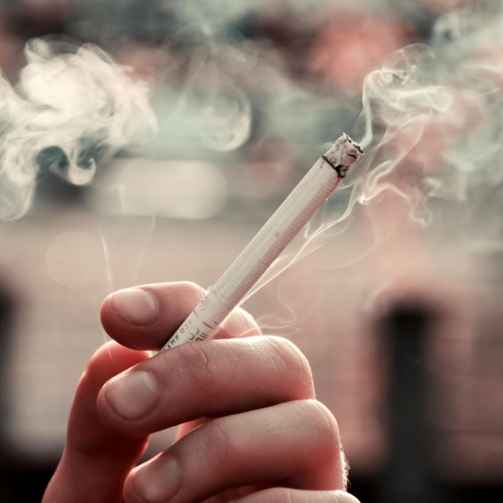 Born After 2008? UK Says No Tobacco for Life